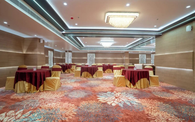 Royal Prime - A City Center Botique Hotal in Jaipur