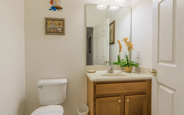 Watersong Resort 457