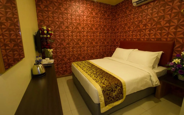 Prince 33 Hotel