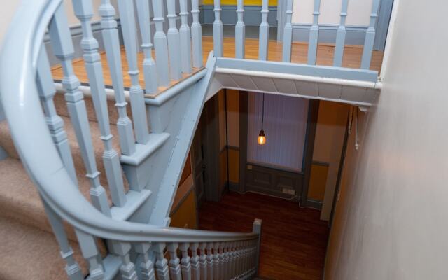Lesbury Road Apartments