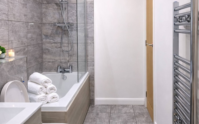 Modern Leicester 1-bed Fast Wi-fi