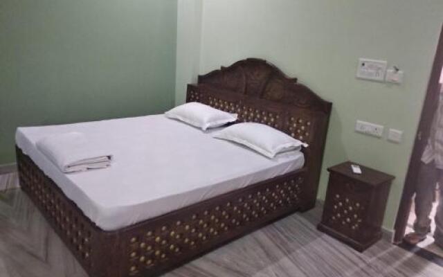 Ganpati hotel & restro