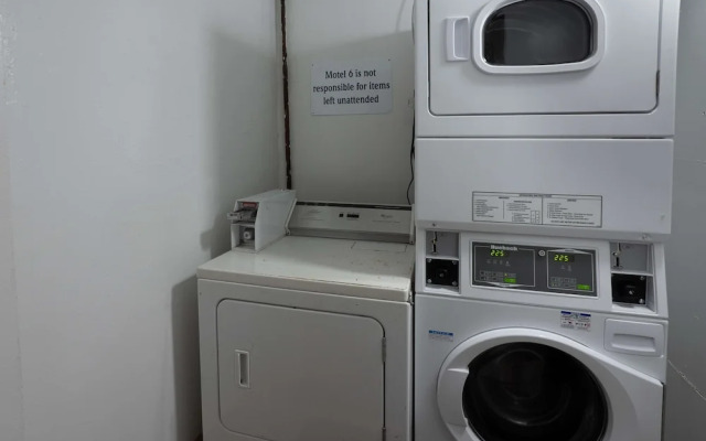 Motel 6 Montgomery, AL - Coliseum