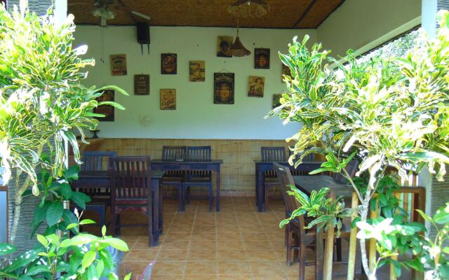 Balangan Cottage
