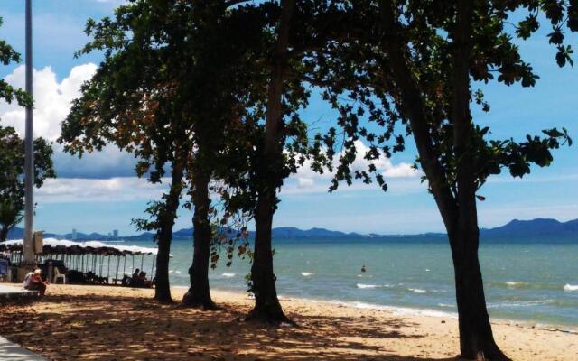 Jomtien beach Condominium S2