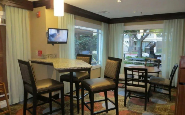 Sonesta ES Suites Chatsworth