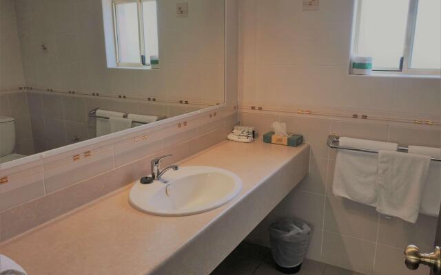 Best Western Plus Ambassador Orange