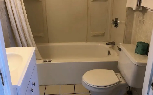 Rosewood Motel