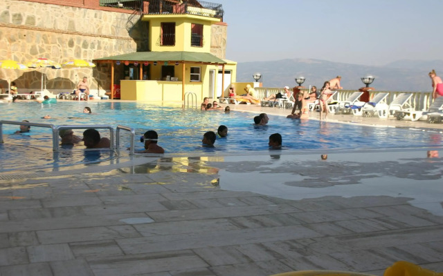 Nysa Hotel