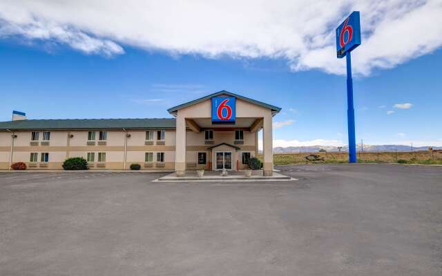 Motel 6 Beaver, UT