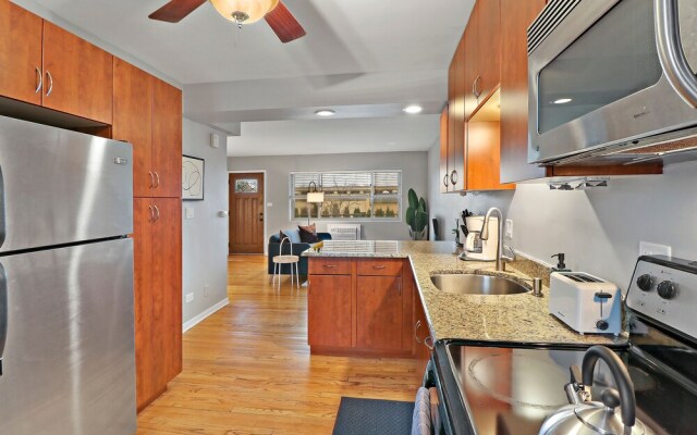 Scenic 1BR APT in Arlington Heights