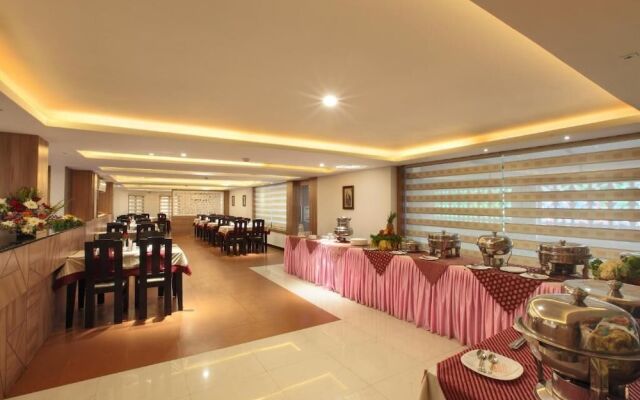 Hotel Pushpak Calicut International Airport