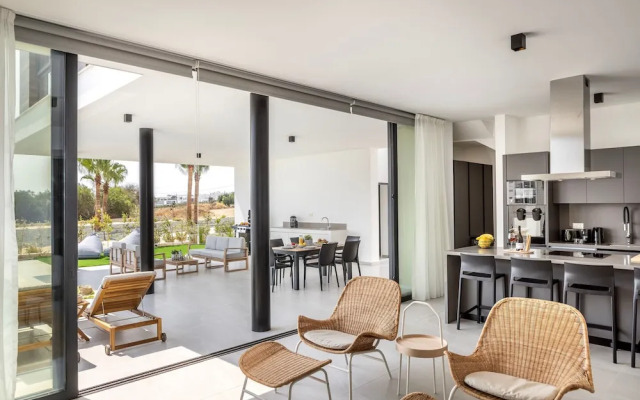 Protaras Aqua Pearl Villa 9