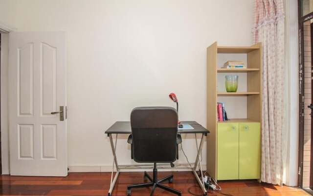 Ellies Apartment Biyun Branch