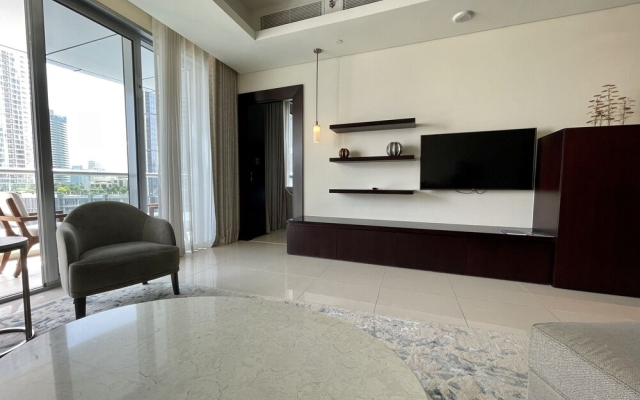 Fabulous 1 Bedroom in Address Downtown