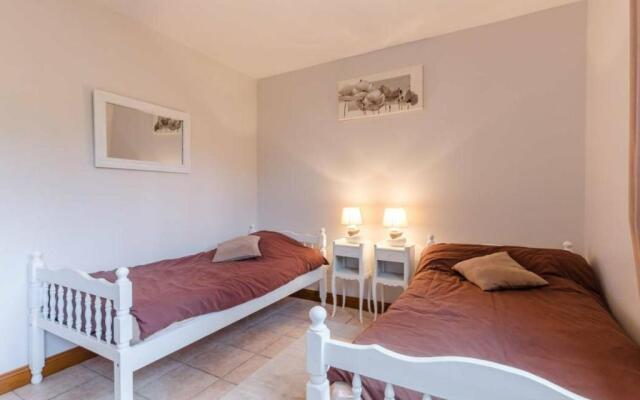 Gîte Balnot-sur-Laignes, 3 pièces, 6 personnes - FR-1-543-15