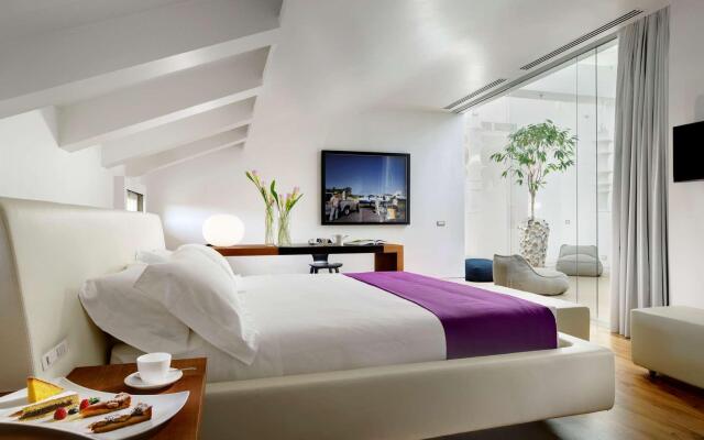 Palazzo Montemartini Rome, A Radisson Collection Hotel
