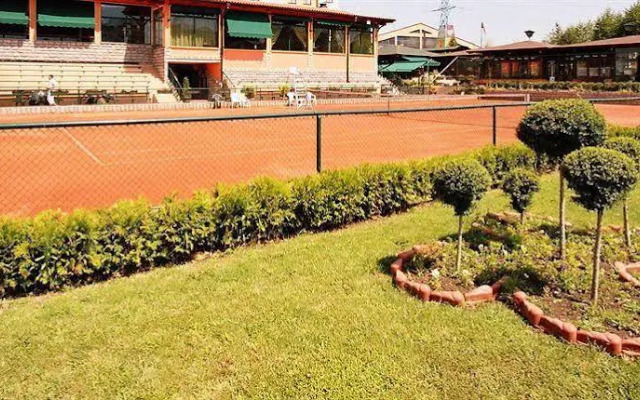 Maxi Park Hotel & Spa