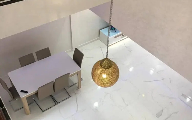 Yallahriyad Triplex For 6 Persons Max