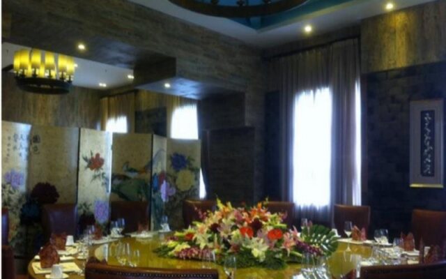 Zhongheng Sandalwood Hotel