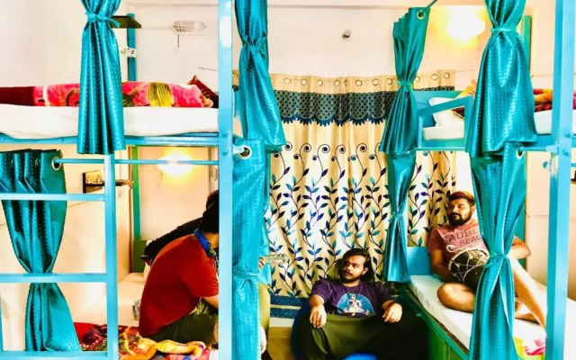 Skyard Hostel