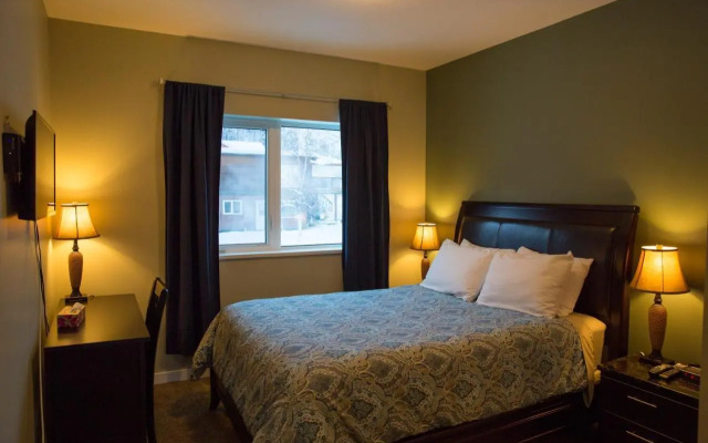 Downtown Whitehorse Deluxe 2 Bedroom Condo