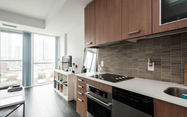 Beautiful King West Apartment
