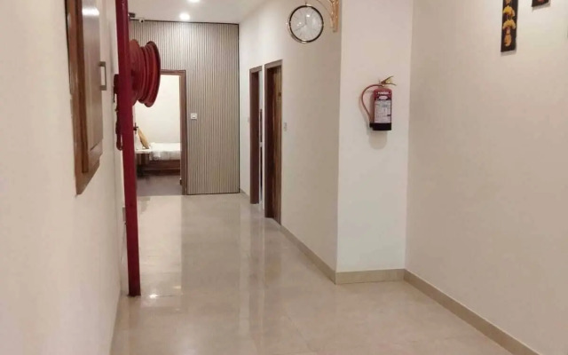 OYO 22115 Hotel D Plaza