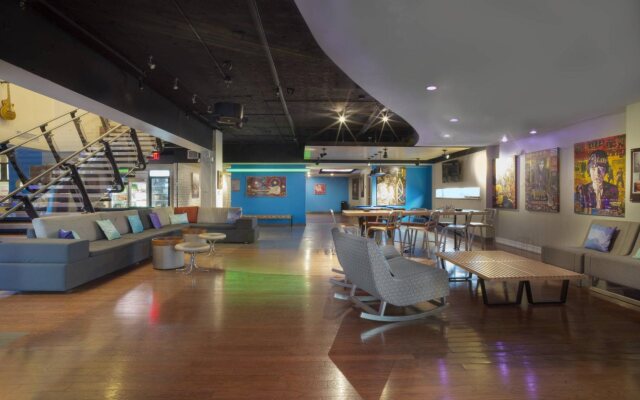 Aloft Nashville West End