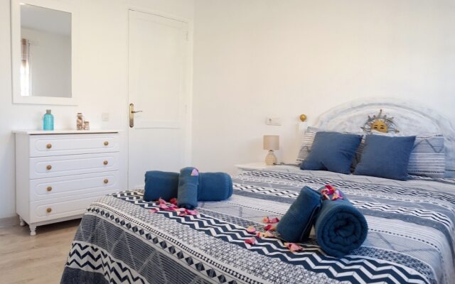 Ocean Looking Apartment