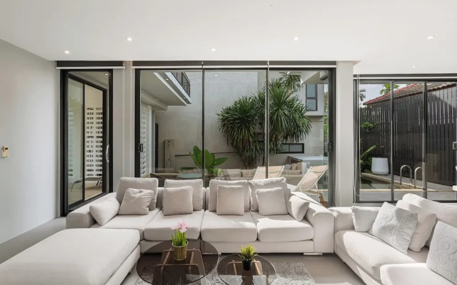 3-Bedroom Wallaya pool villa in Bangtao