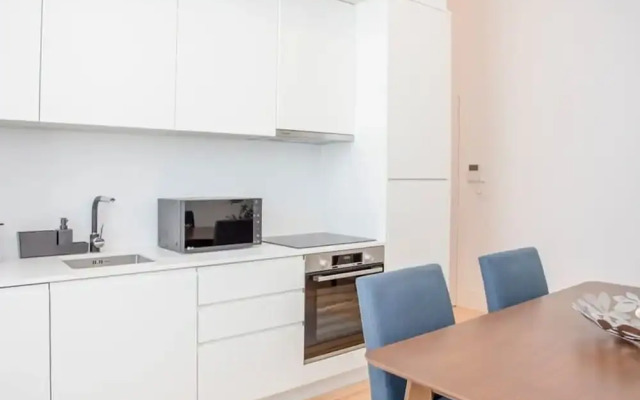 Liiiving in Porto City View Apartment 1F