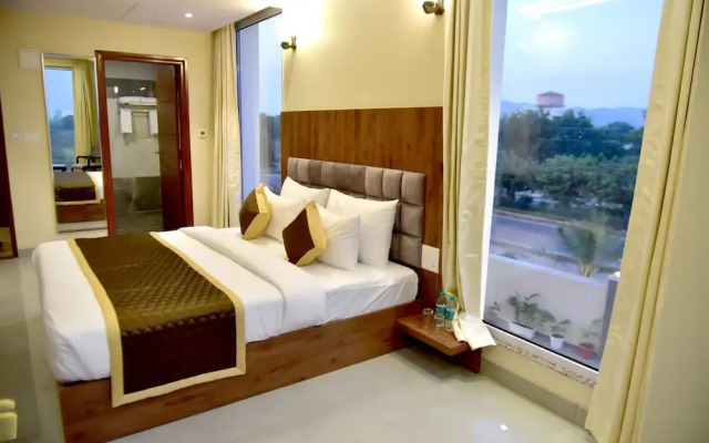 Hotel Aarna