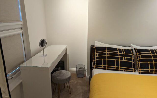 Fully-equipped Flat in the City of London