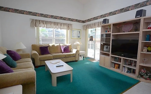 663 4-bedroom Pool Home, Eagle Pointe Kissimmee