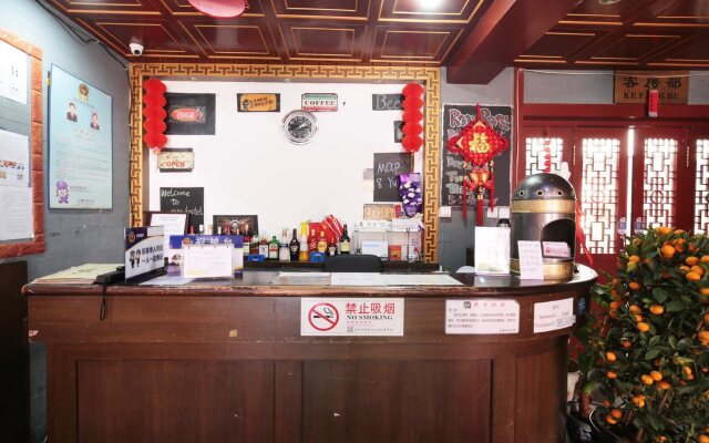Three Legged Frog Hostel
