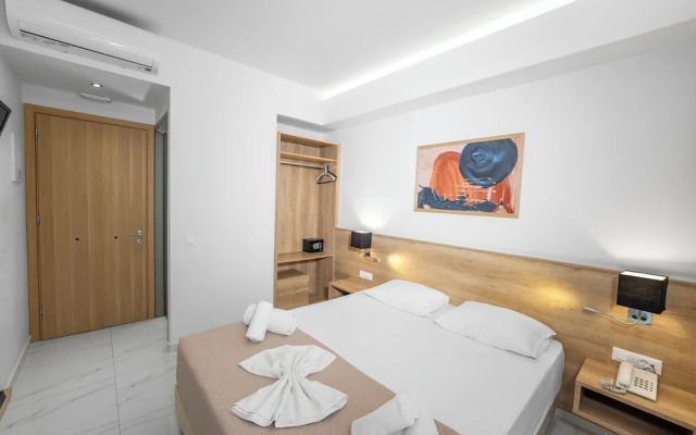 Marvel Deluxe Rooms