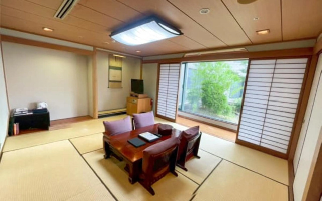 HOTEL LiVEMAX Nagasaki Airport – Guest Rooms – Omura