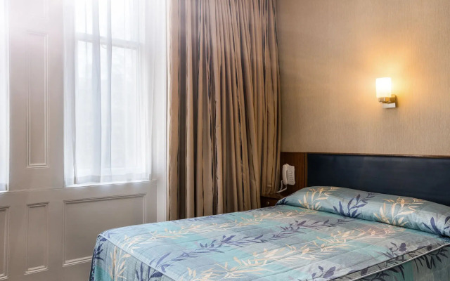 Mitre House Hotel