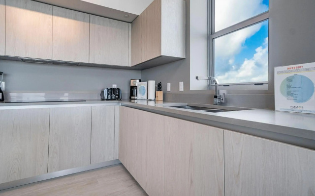 HYDE Beach House Resort Rental