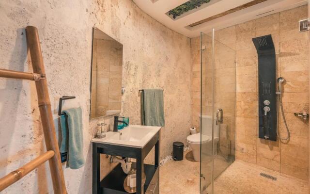 3BR Villa at Green Village AC1