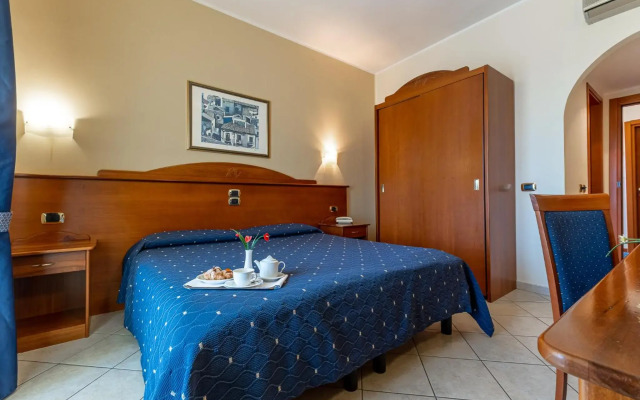 Hotel Relax