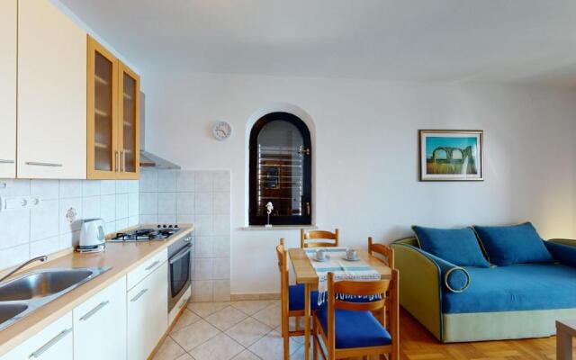 Apartments Villa Mirella