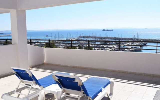 Sun Hall Beach Apartments