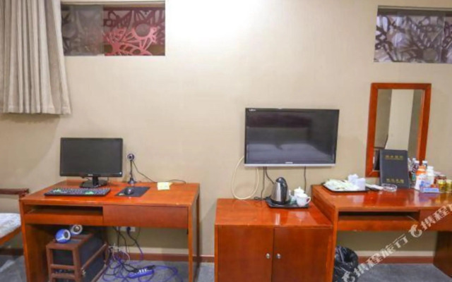 Chengfeng Hotel Guangzhou (Baiyun Railway Station)