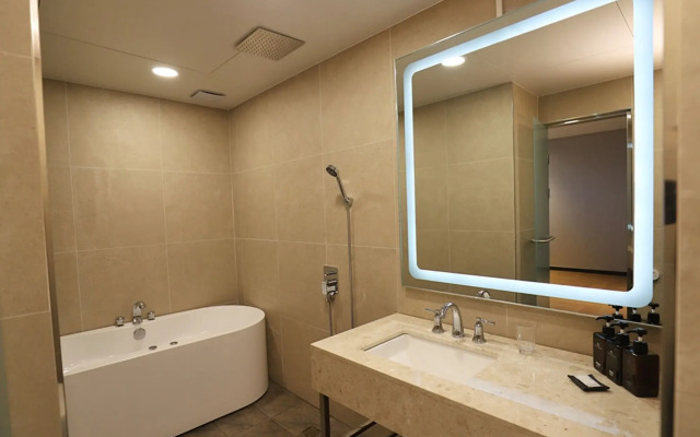 Dongducheon Hotel The Gray