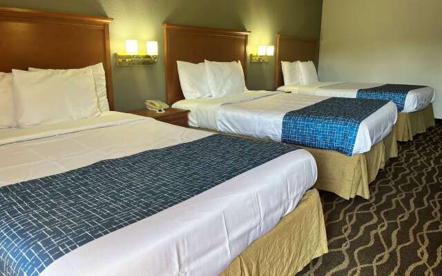 Travelodge by Wyndham Terre Haute