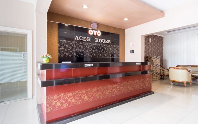 Oyo 1244 Wisma Syariah Aceh House