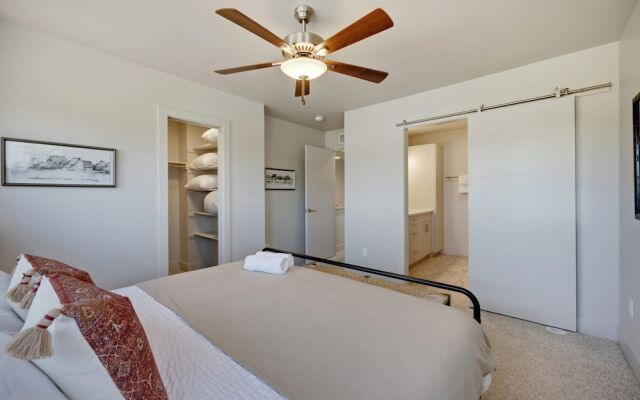 938 Jerome St Unit 1