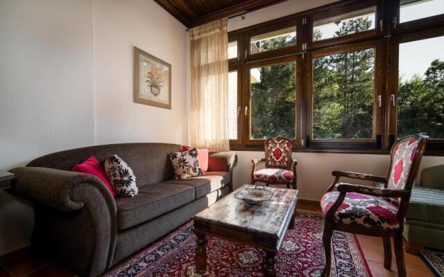Giamandes Hotel